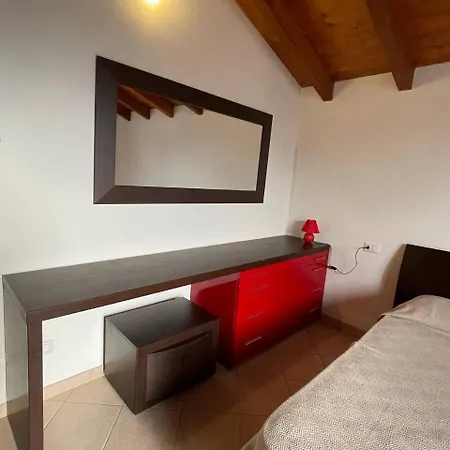 2 Piani Villa Borgo Ticino